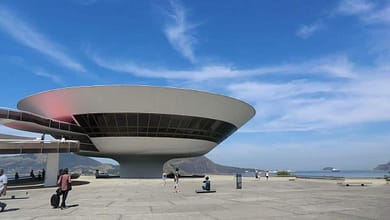 famous museum designs 021210524580