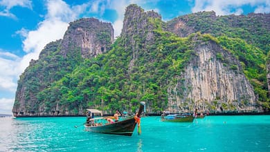 long boat blue water maya bay phi phi island1489399317
