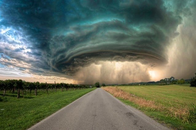 رؤيا الاعصار في المنام946796782